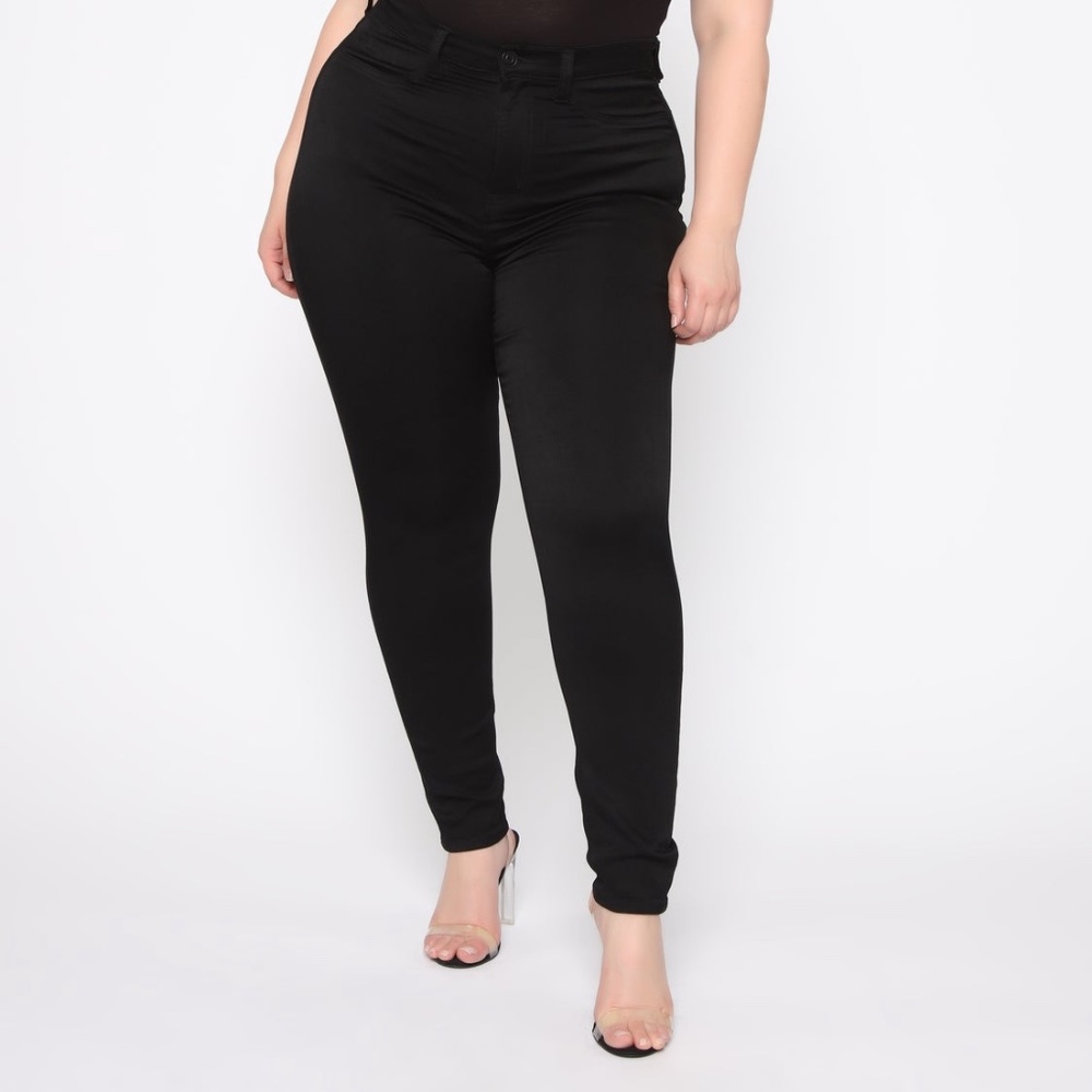 NWT black fashion Nova Jeans Plus Size